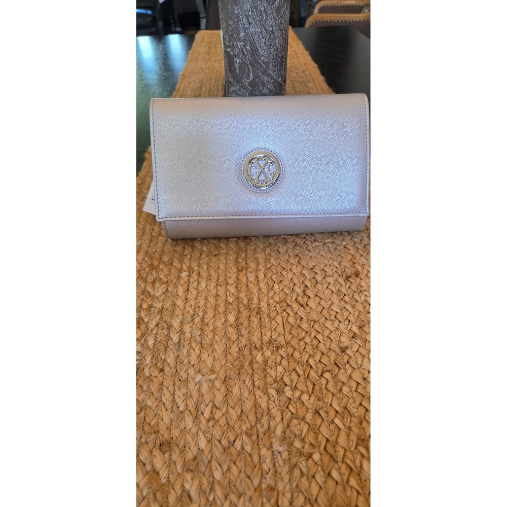 CXL Christian Lacroix Clutch Women OS Silver NEW Paris Caviar/Detachable Chain